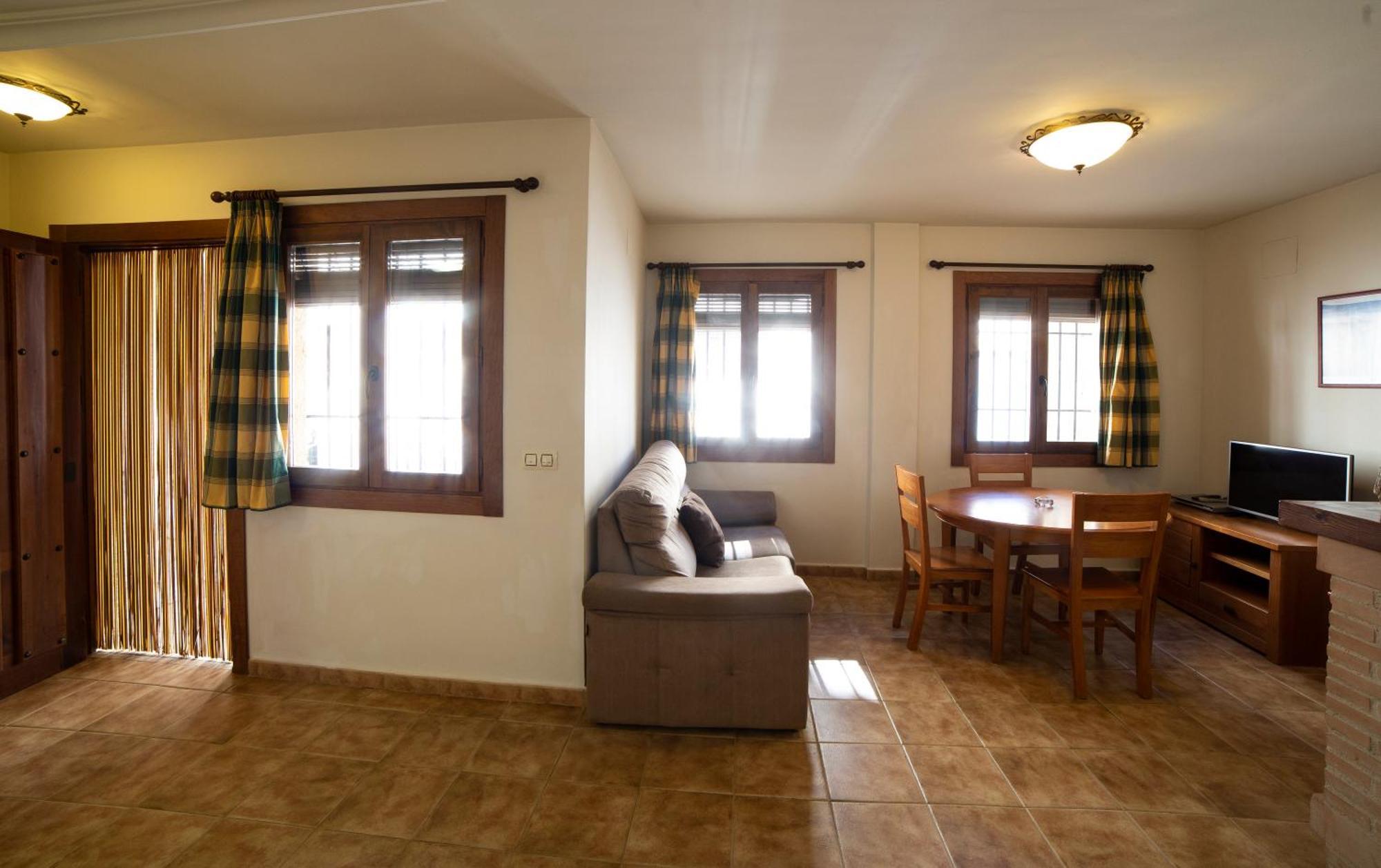 Apartamentos Berrocal Алькала-дель-Хукар Экстерьер фото